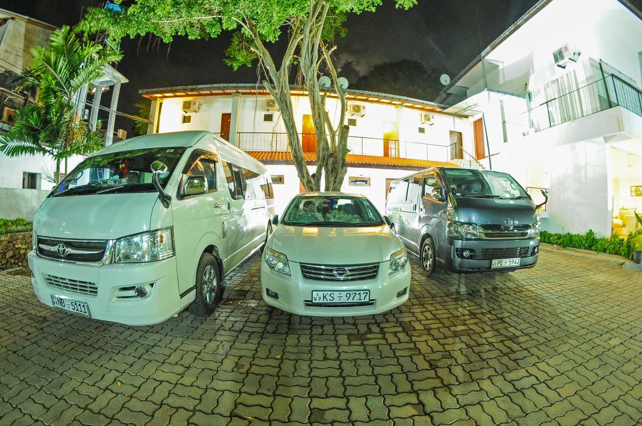 Lake Wind Hotel Tissamaharama Luaran gambar
